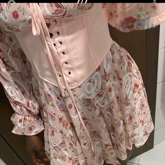 DONATING - Picture 11 of 11